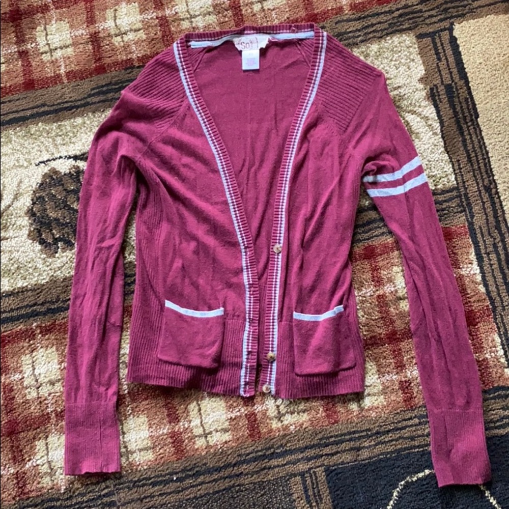 Cardigan sweater
